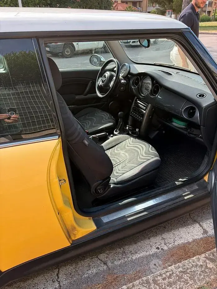 Usata Mini One D 75 CV (55 kW) 2004 Giallo Utilitaria