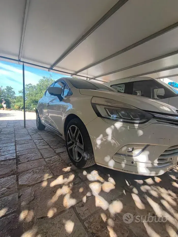 Usata Renault Clio 90 CV (66 kW) 2016 Berlina