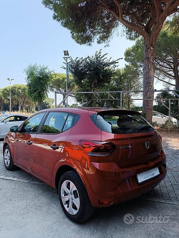 Usata Dacia Sandero 2022 Rosso Utilitaria