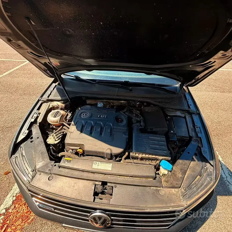 Usata VW Passat 120 CV (88 kW) 2015 Bluazzurro Station wagon