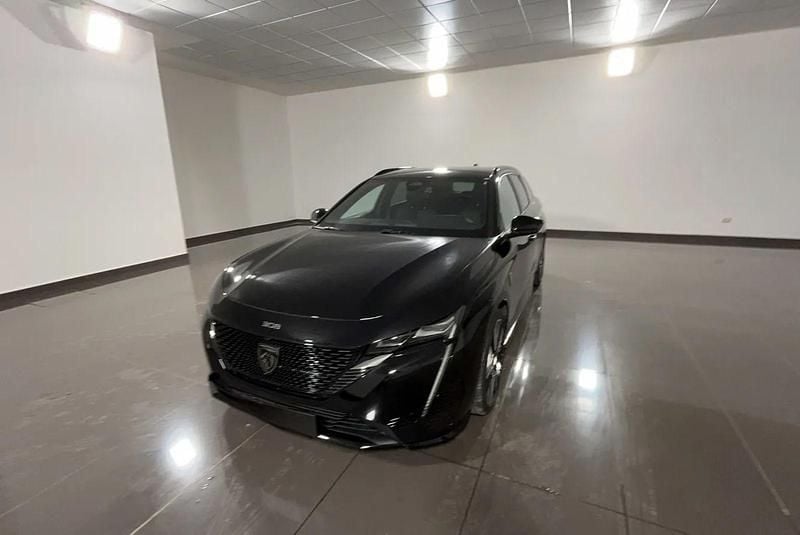 Grigio selenium Usata 2024 Peugeot 308 GT Station wagon | 23.900 € (Super prezzo) - Immagine 1/4