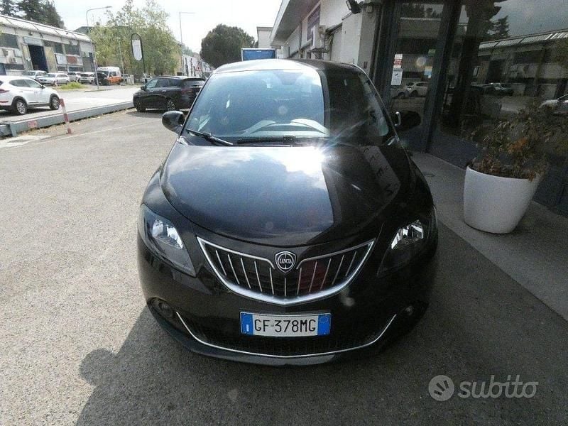 Usata Lancia Ypsilon S 69 CV (50 kW) 2021 Nero Utilitaria
