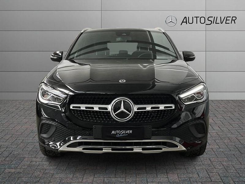 Usata Mercedes GLA250 160 CV (117 kW) 2022 Nero / metallizzato SUV