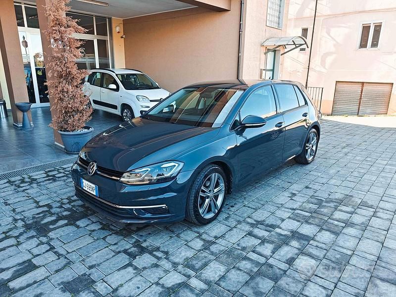 Usata VW Golf VII Executive 116 CV (85 kW) 2018 Grigio Berlina