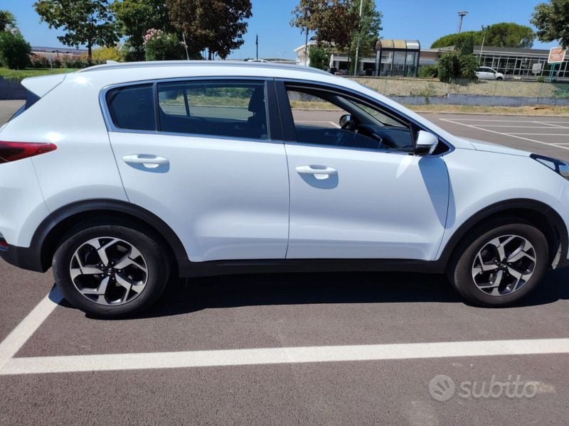 Usata Kia Sportage 132 CV (97 kW) 2020 Bianco SUV