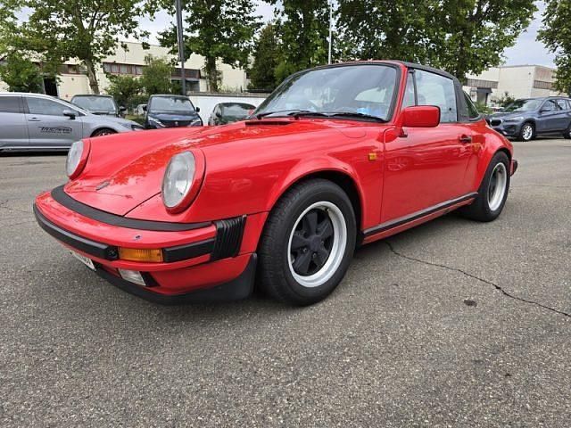 Usata Porsche 911SC 204 CV (150 kW) 1982 Rosso Cabrio