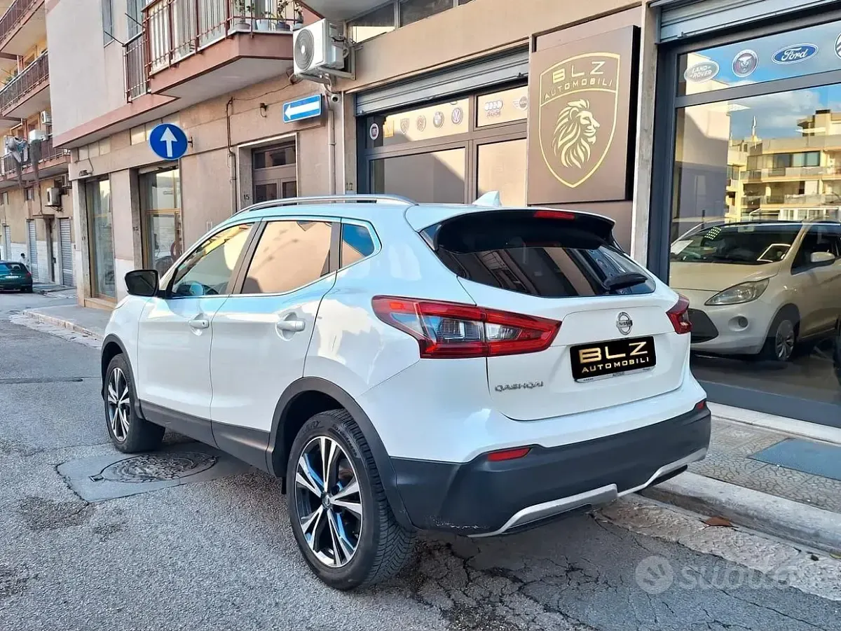 Usata Nissan Qashqai Tekna+ 110 CV (80 kW) 2018 Bianco SUV