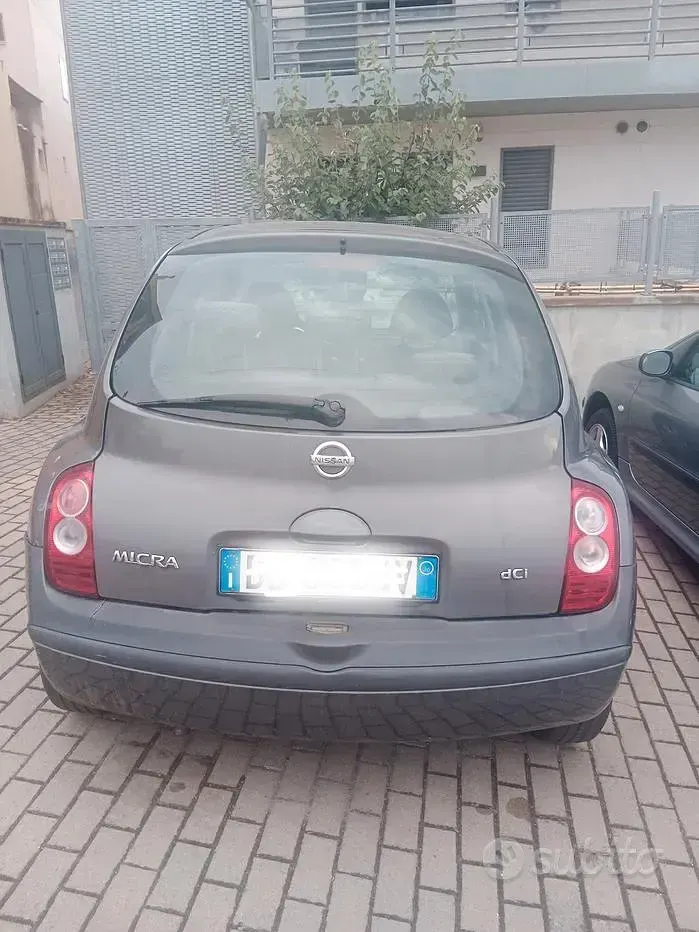Usata Nissan Micra 57 CV (41 kW) 2006 Grigio Utilitaria