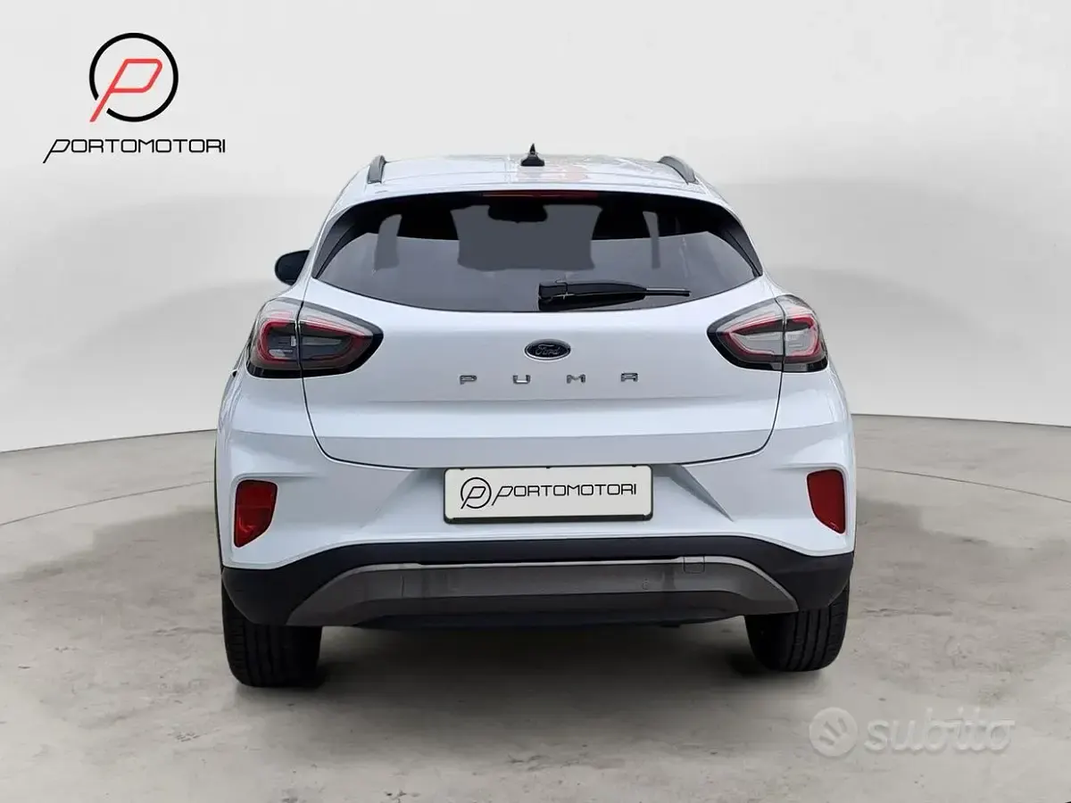 Usata Ford Puma 125 CV (91 kW) 2021 Bianco SUV