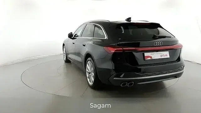 Usata Audi A5 Advanced 204 CV (150 kW) 2025 Nero mythos metallizzato Station wagon