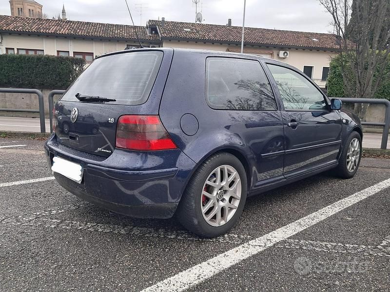 Usata VW Golf IV 2001 Berlina
