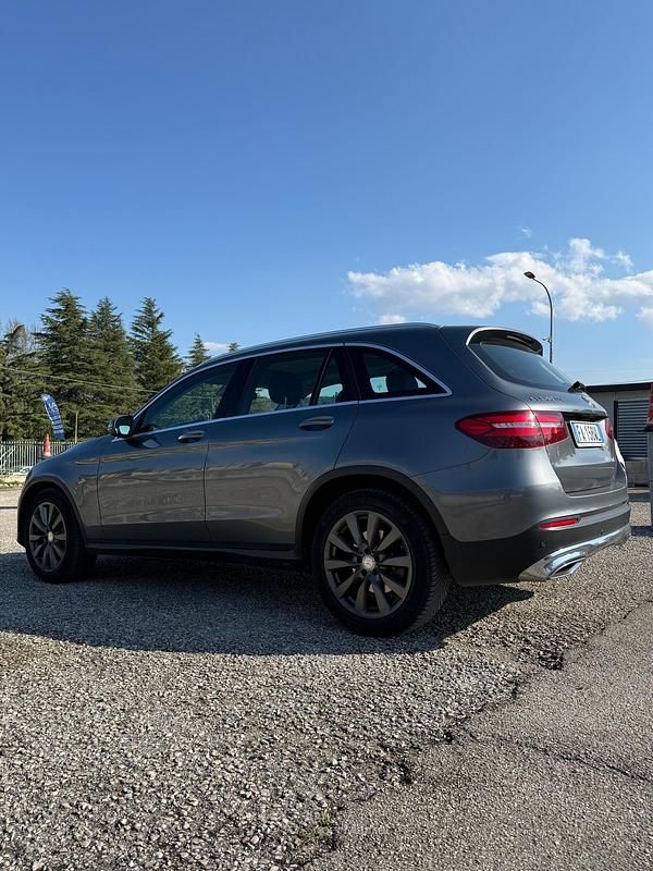 Begagnad Mercedes GLC220 Executive 170 HK (125 kW) 2015 Grå SUV