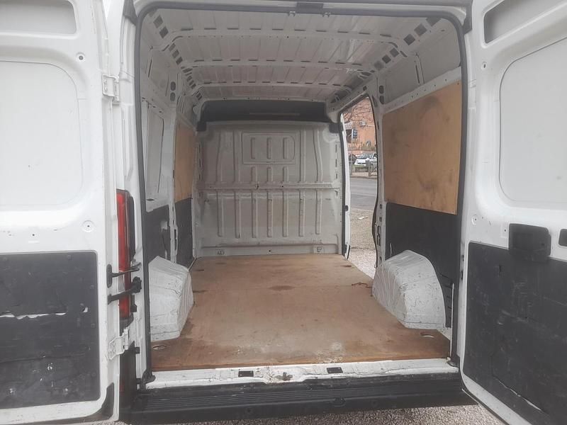 Usata Citroën Jumper 140 CV (102 kW) 2021 Bianco Monovolume