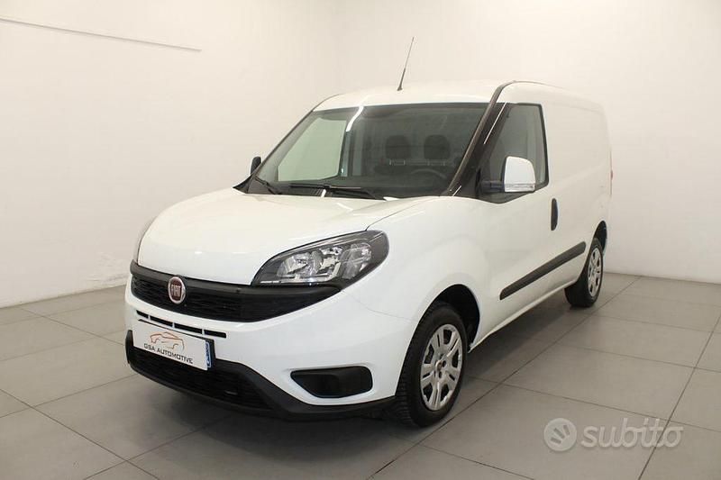 Verde Usata 2020 Fiat Doblò Business Monovolume | 10.300 € (Ottimo prezzo) - Immagine 1/4