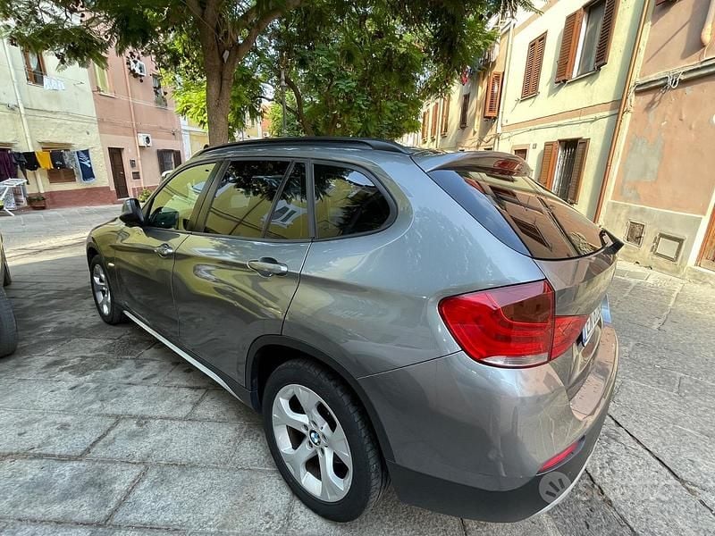Begagnad BMW X1 143 HK (105 kW) 2012 Grå SUV