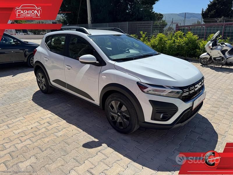 Usata Dacia Sandero Expression 101 CV (74 kW) 2025 Bianco Berlina