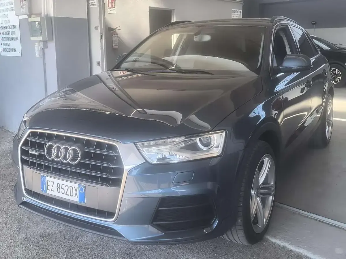 Usata Audi Q3 Sport 150 CV (110 kW) 2015 Blu/azzurro SUV