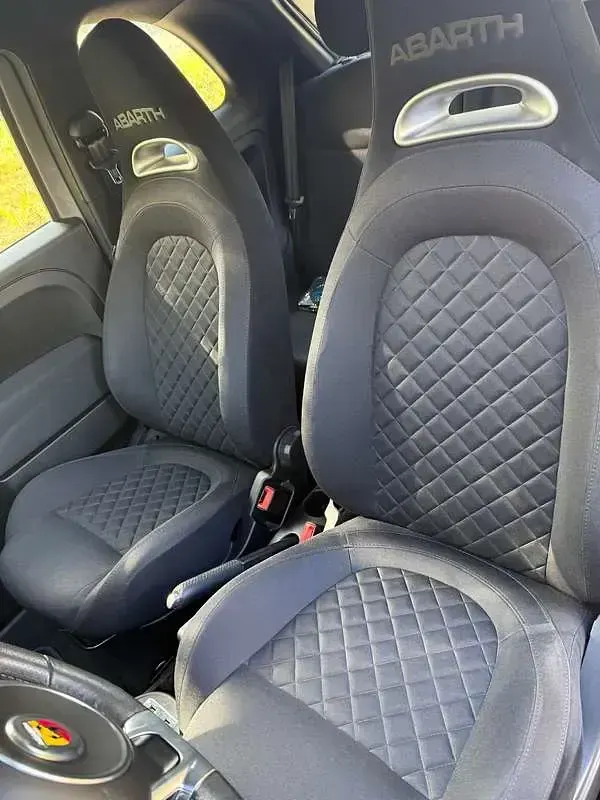Usata Abarth 595 165 CV (121 kW) 2021 Grigio Utilitaria