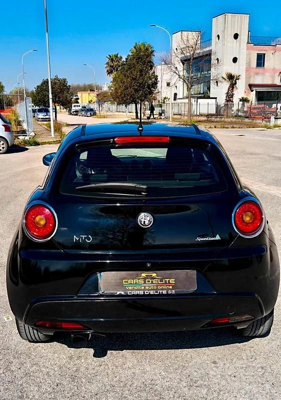 Usata Alfa Romeo MiTo 90 CV (66 kW) 2009 Nero Utilitaria