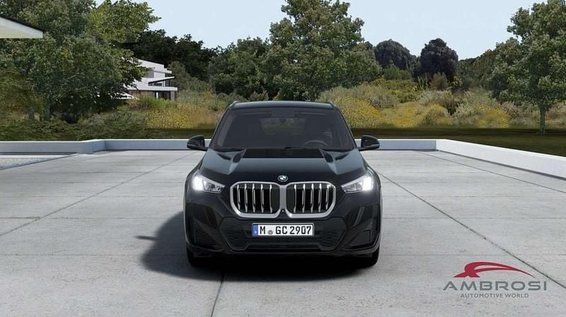 Nuova BMW X1 M Sport 150 CV (110 kW) 2025 Black sapphire metallizzato SUV