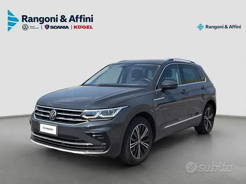 Usata VW Tiguan Elegance 150 CV (110 kW) 2022 Grigio SUV