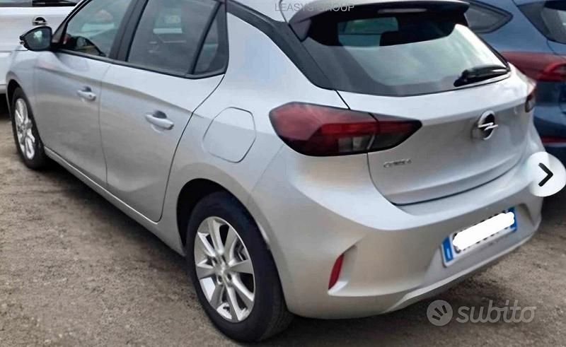 Usata Opel Corsa Edition 101 CV (74 kW) 2023 Grigio Utilitaria