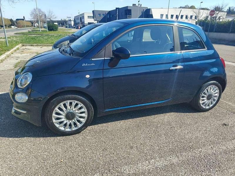 Usata Fiat 500 Dolcevita 69 CV (50 kW) 2021 Blu/azzurro Utilitaria