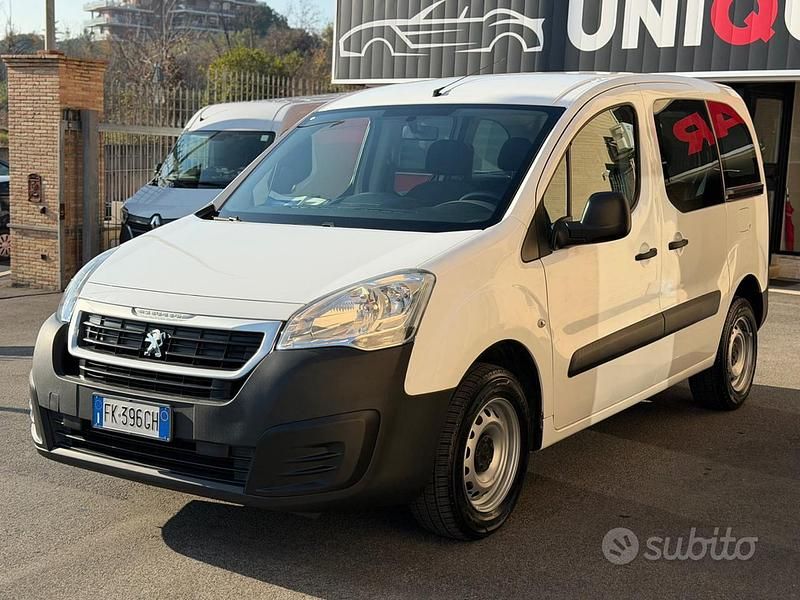 Usata Peugeot Partner Tepee Access 75 CV (55 kW) 2017 Bianco Monovolume
