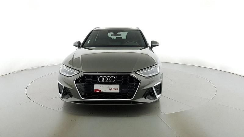 Usata Audi A4 S-Line 204 CV (150 kW) 2024 Grigio chronos metalizzato Station wagon