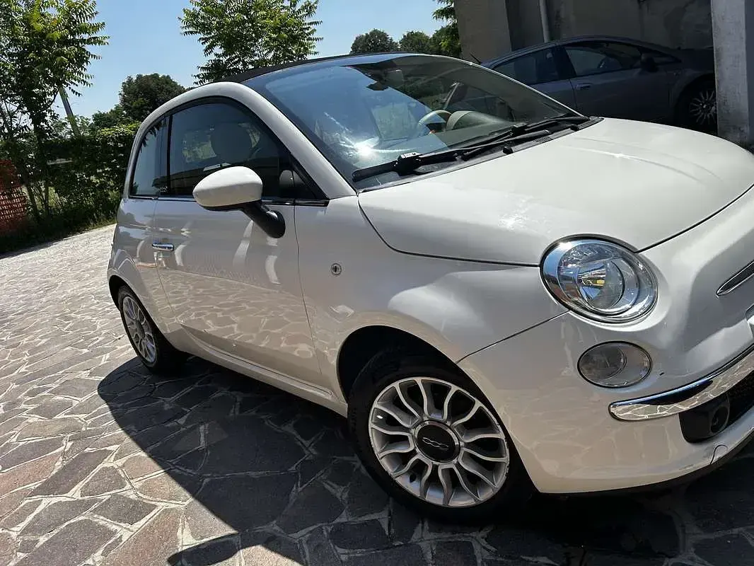Usata Fiat 500C Lounge 69 CV (50 kW) 2009 Bianco Cabrio