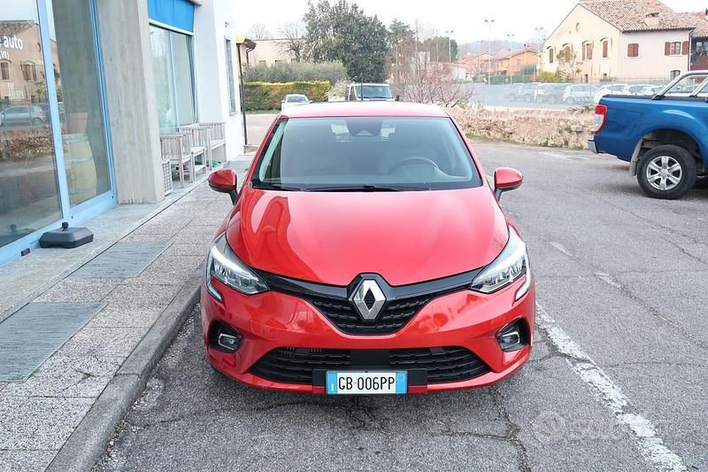 Usata Renault Clio V Zen 101 CV (74 kW) 2020 Rosso Berlina