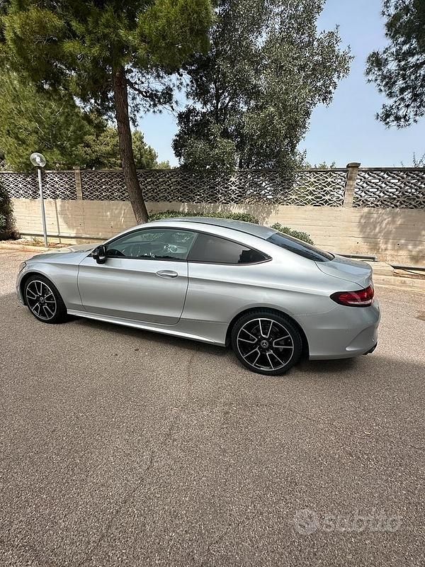Usata Mercedes C220 194 CV (142 kW) 2019 Grigio Coupé