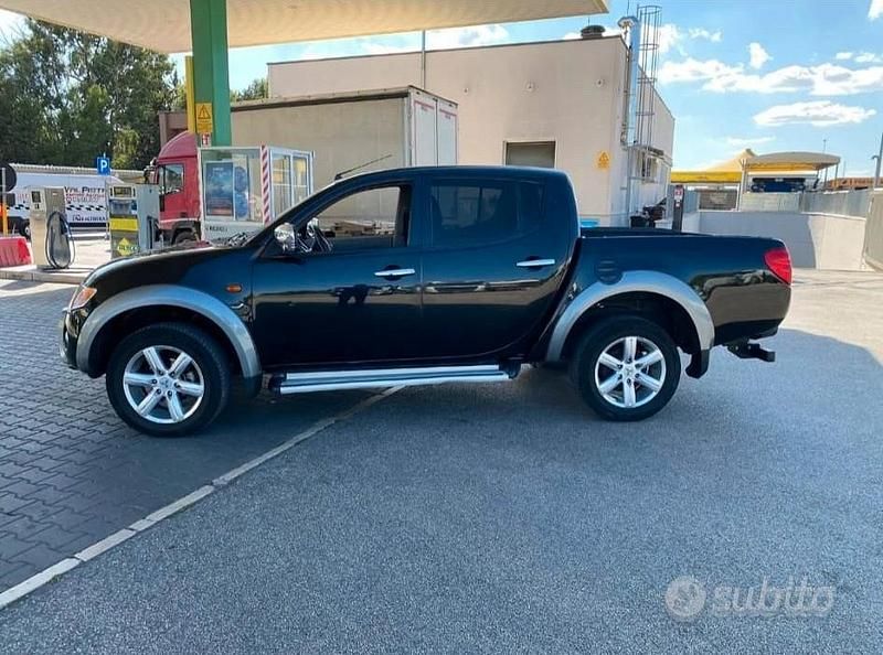 Usata Mitsubishi L 87 CV (63 kW) 2007 Cabrio
