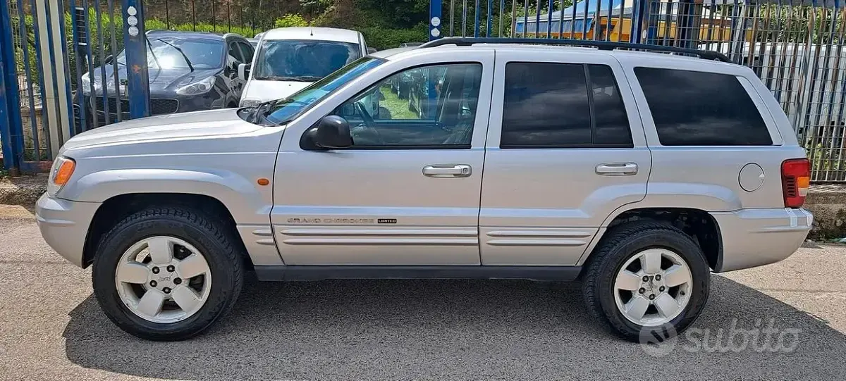 Usata Jeep Grand Cherokee Limited 163 CV (119 kW) 2004 Grigio SUV