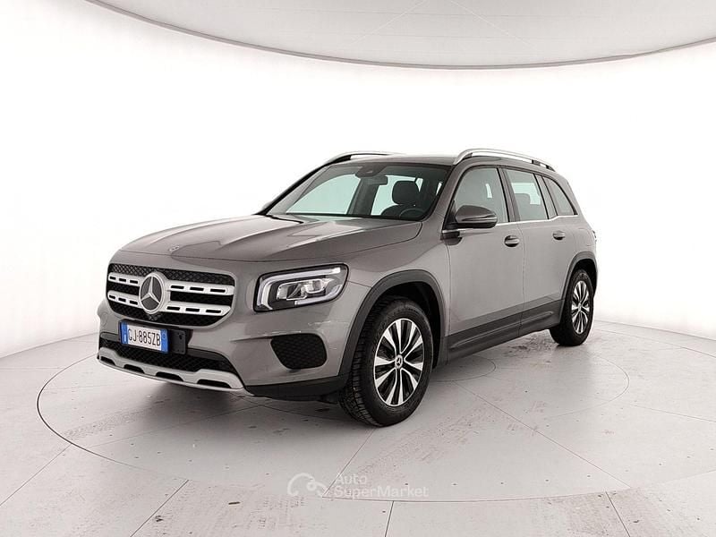 Usata Mercedes GLB200 163 CV (119 kW) 2022 Grigio SUV