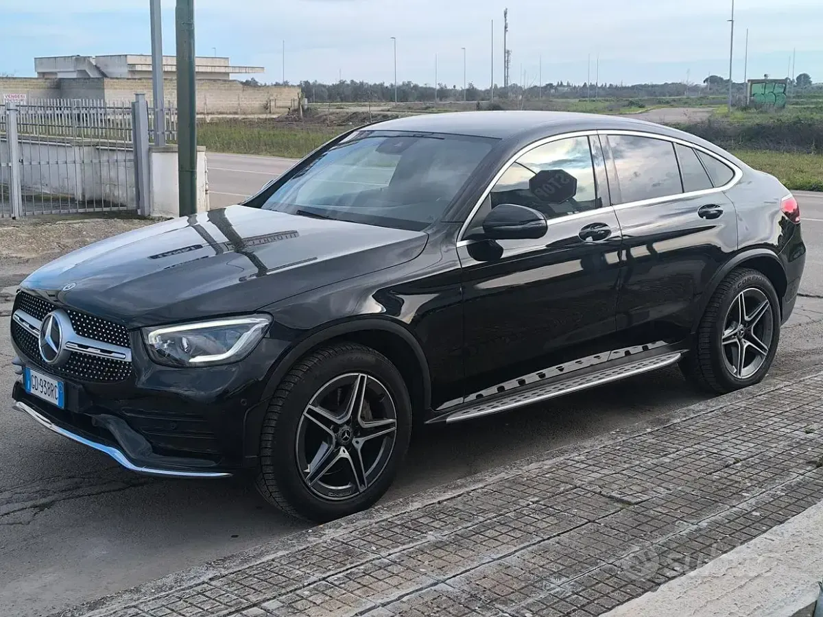 Usata Mercedes GLC220 Premium 194 CV (142 kW) 2020 Nero SUV