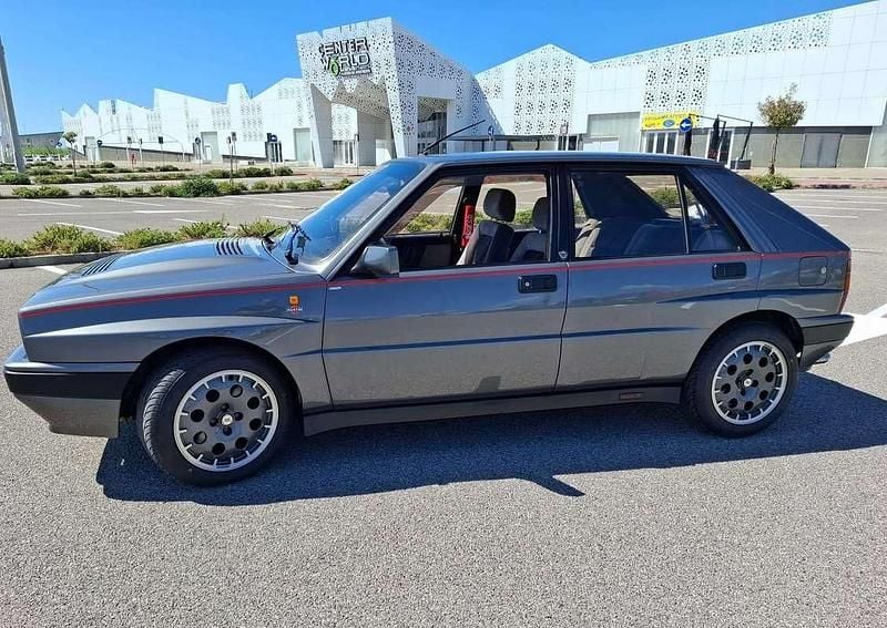 Usata Lancia Delta 196 CV (144 kW) 1989 Grigio Utilitaria