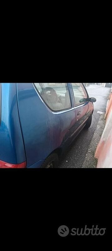 Usata Fiat 600 54 CV (39 kW) 2005 Utilitaria