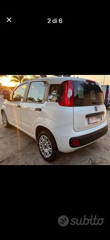 Usata Fiat Panda Lounge 95 CV (69 kW) 2018 Bianco Utilitaria