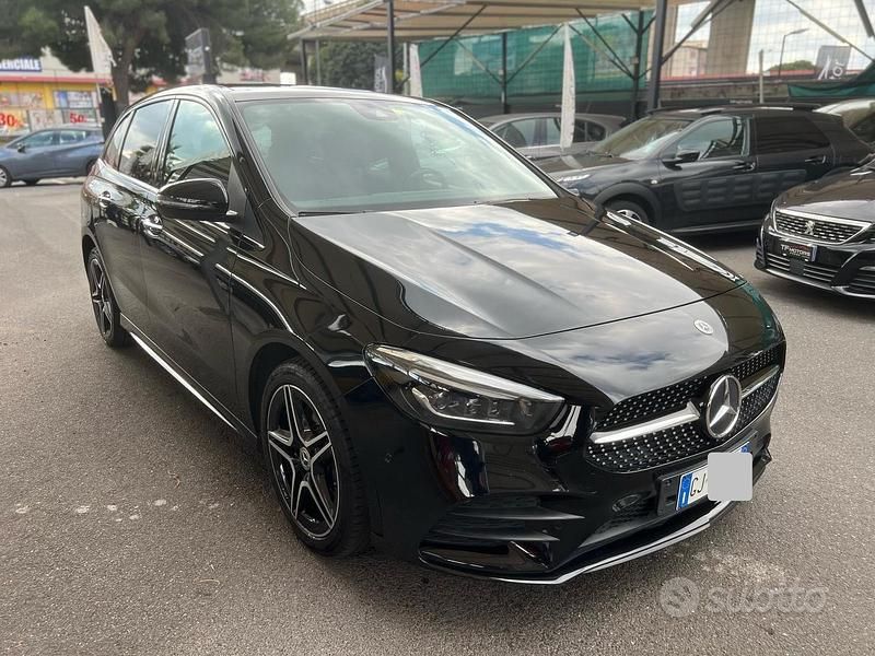 Nero Usata 2022 Mercedes E250 Tre volumi | 28.000 € (Super prezzo) - Immagine 1/4