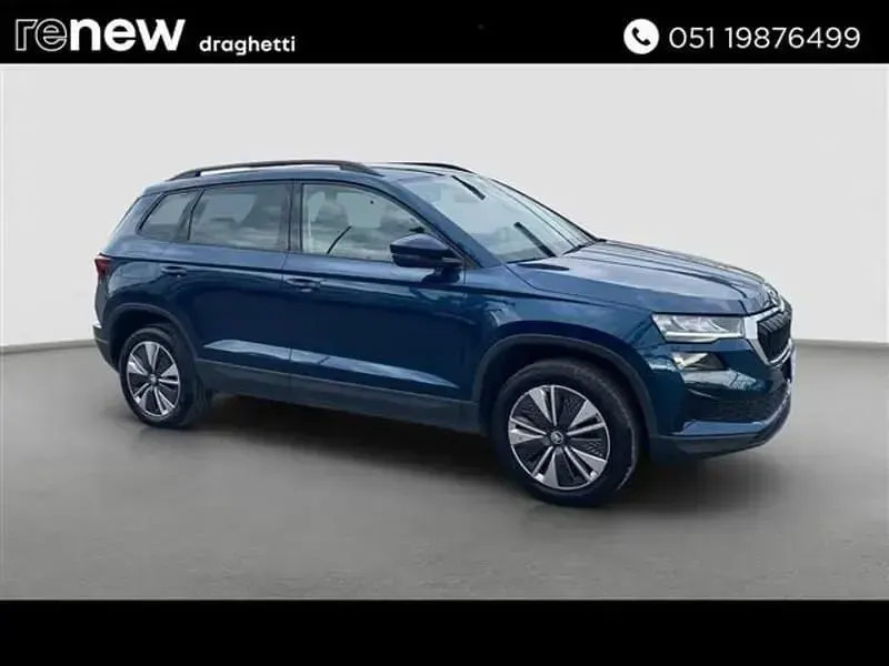 Usado Skoda Karoq Executive 115 CV (84 kW) 2023 Azul SUV