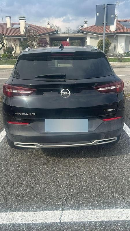 Usata Opel Grandland X 130 CV (95 kW) 2019 Nero SUV