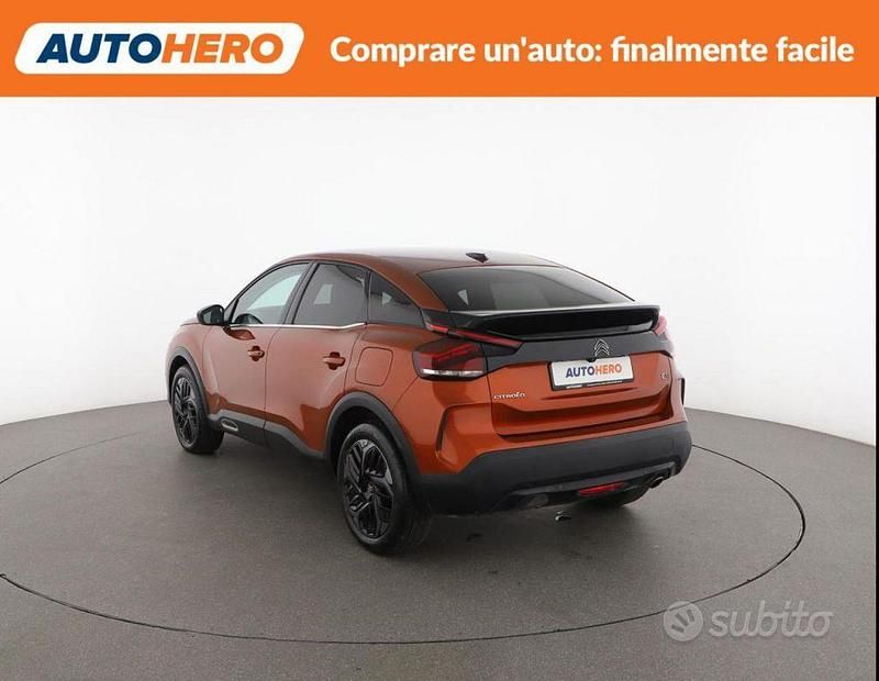 Usata Citroën C4 Shine 131 CV (96 kW) 2021 Oro SUV