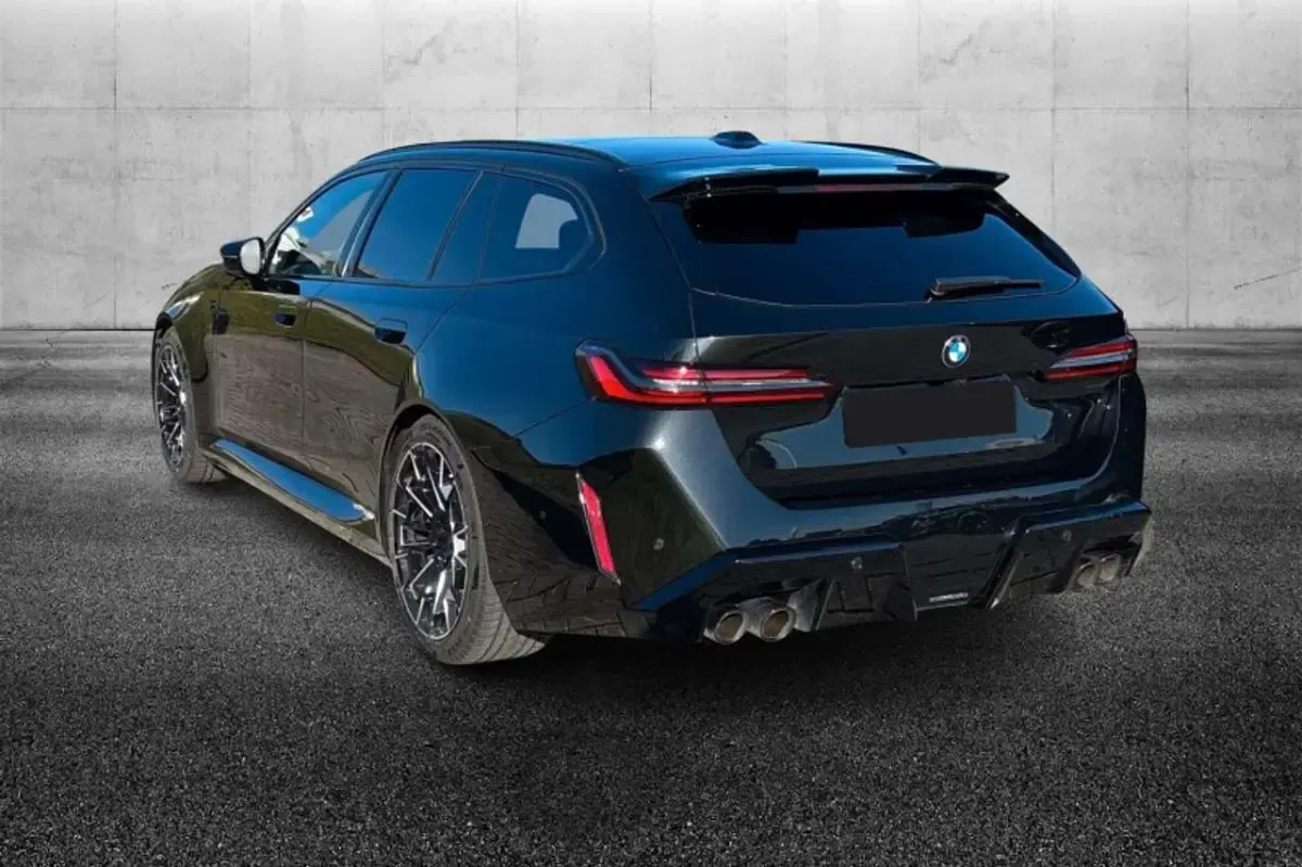 Usata BMW M5 727 CV (534 kW) 2025 Nero Station wagon