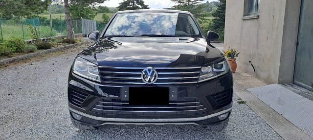 Usata VW Touareg 204 CV (150 kW) 2015 Nero SUV