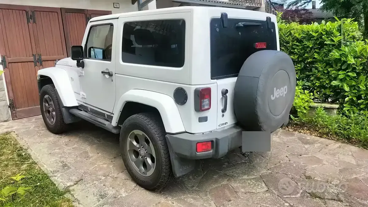 Usata Jeep Wrangler Sport 200 CV (147 kW) 2012 Bianco SUV