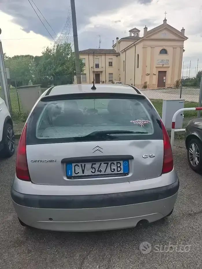 Begagnad Citroën C3 60 HK (44 kW) 2005 Sedan