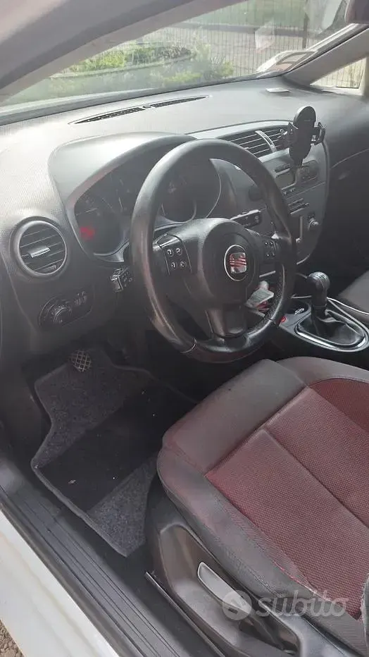 Gebraucht Seat Leon 105 PS (77 kW) 2007 Kleinwagen