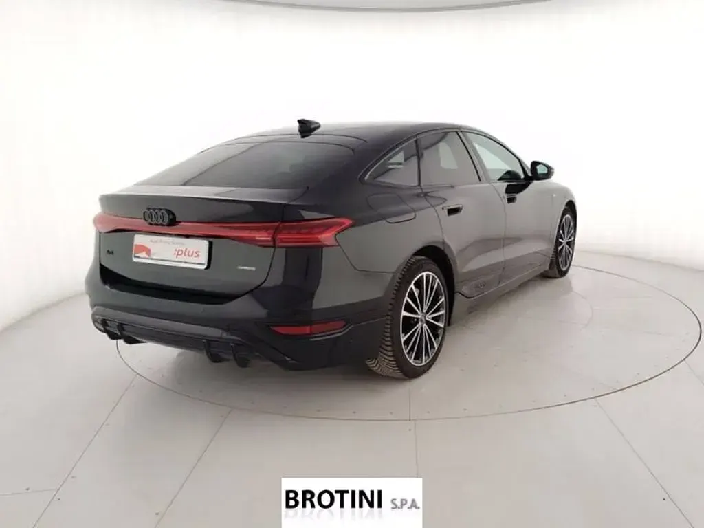 Usata Audi A6 e-tron S-Line 339 kW (462 CV) 2025 Nero metallizzato