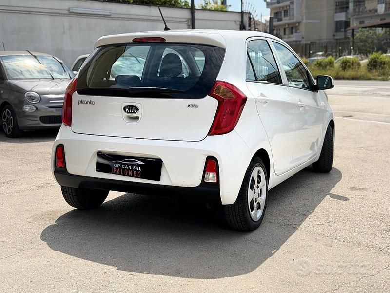 Occasion Kia Picanto 67 ch (49 kW) 2016 Blanc Citadine